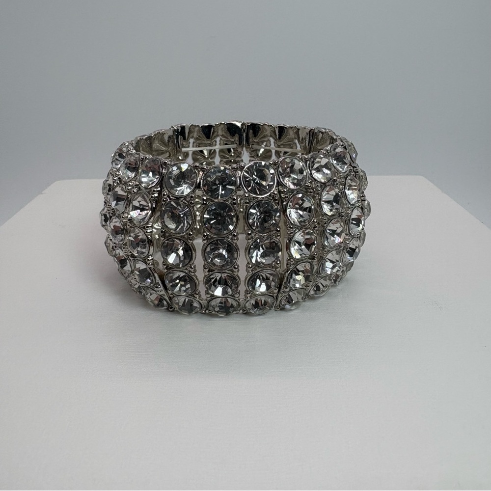 Wide Clear Crystal Stretch Bracelet in Silver Tone, Brand New